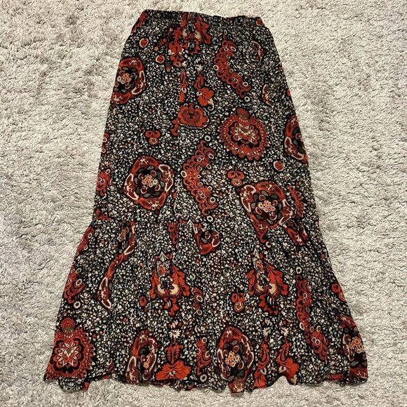 Rue 21 Black Red Floral Elastic Waist Grunge Fairy Cottagecore Maxi Skirt sz L - Picture 2 of 3